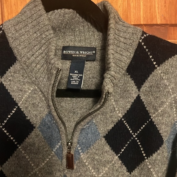 Bowen & Wright lambswool sweater - Picture 2 of 3